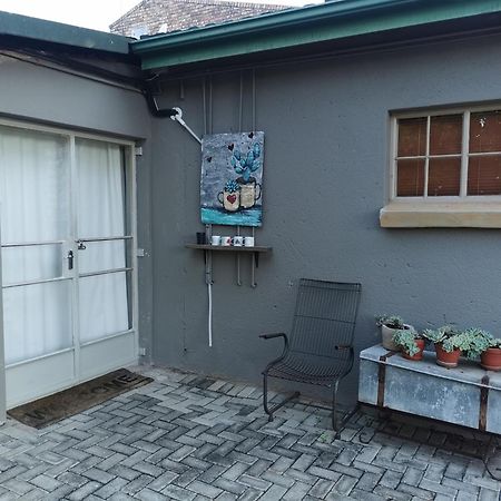 Macnut Bed And Breakfast Mbombela Стая снимка