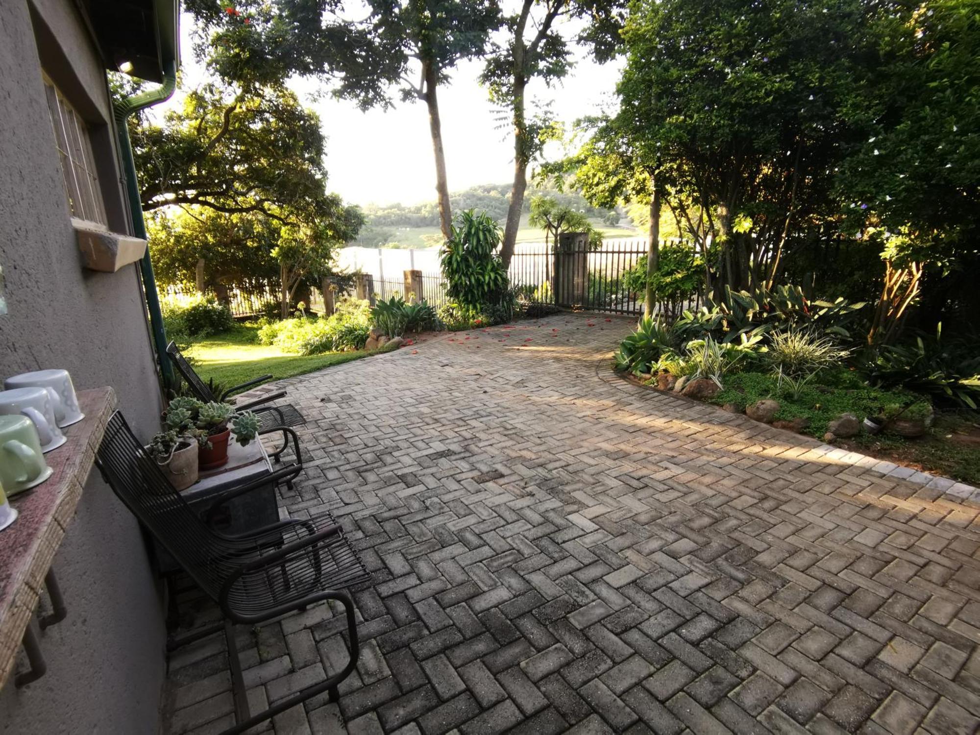 Macnut Bed And Breakfast Mbombela Стая снимка