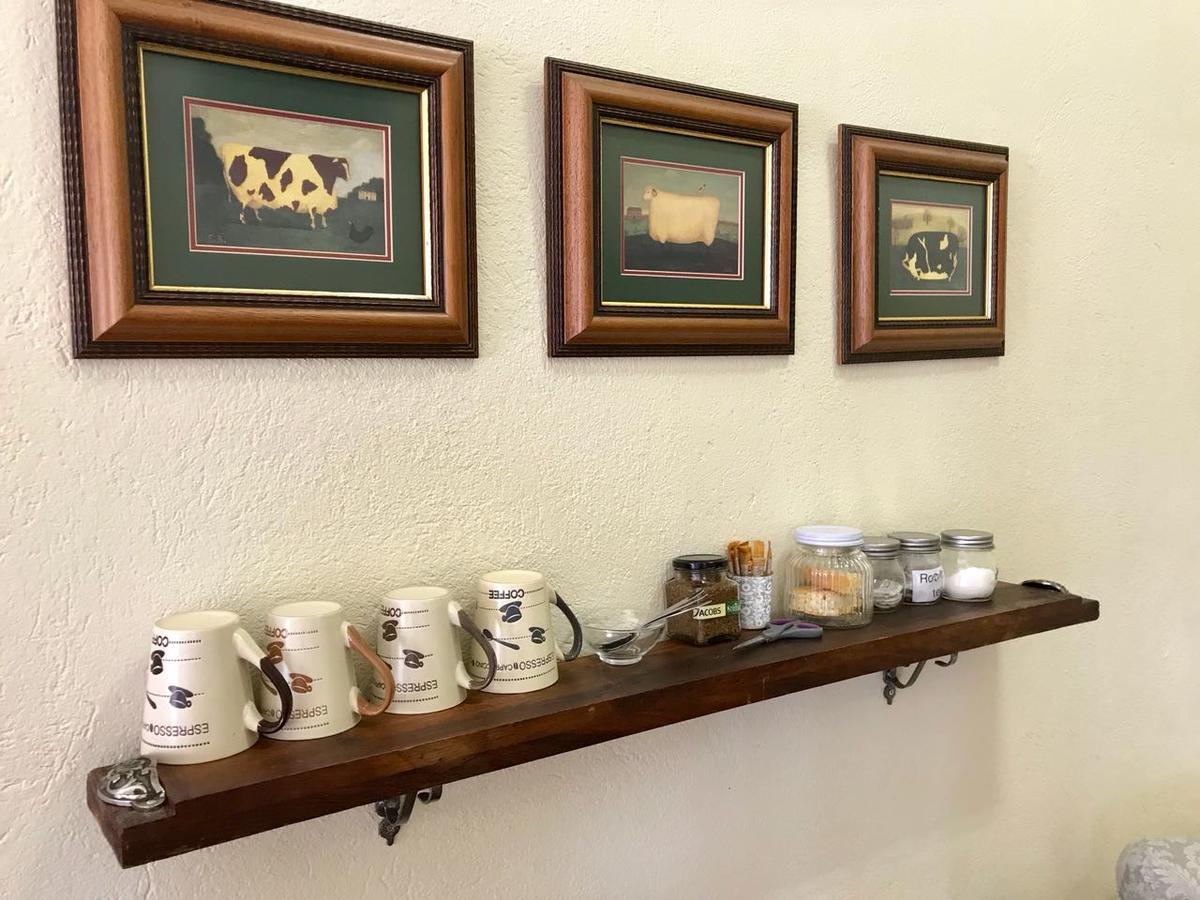 Macnut Bed And Breakfast Mbombela Екстериор снимка